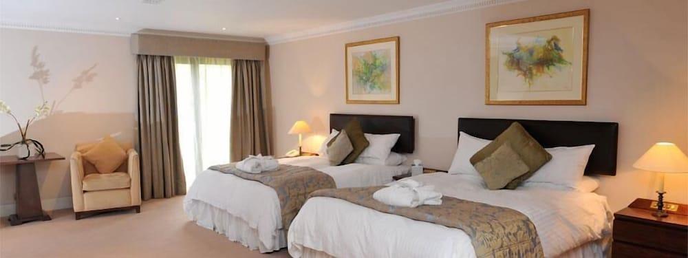 Barn Hotel London Ruislip Ngoại thất bức ảnh